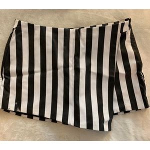 Striped leather skort
